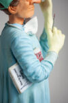 Guillermo Forchino The Surgeon Biblo – Komik Cerrah Figürü 44 cm