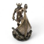 Veronese-Viking-Savaşçısı-Heykeli-(3)