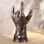 Veronese Design Steampunk Aşk Eldiveni 24 cm Dekor