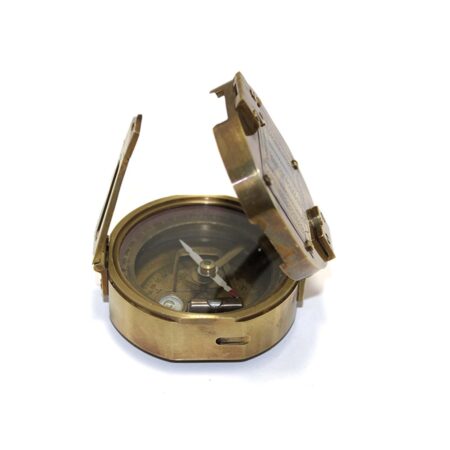 pirinç pusula, stanley london compass, antik pirinç pusula, dekoratif pusula, vintage compass, koleksiyon pusula, denizcilik aksesuarı, retro pusula, pirinç dekoratif aksesuar, antika görünümlü pusula, masaüstü pusula, hediye pusula, compass gift