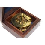 Ahşap Kutulu Pirinç Güneş Saati ve Pusula 8×3 cm