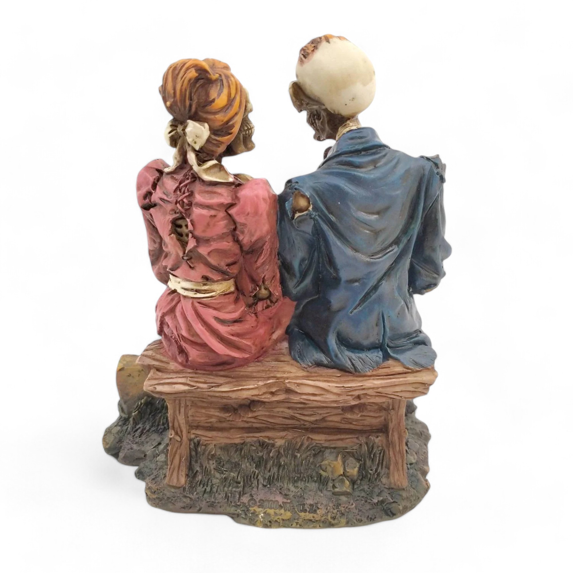 Veronese Design, love never dies, iskelet figürü, skeleton lovers, romantik heykel, dekoratif biblo, aşk temalı figür, koleksiyon objesi, el boyaması heykel, reçine figür, gothic decor, love sculpture, couple skeleton statue, romantik hediye, ev dekorasyonu, halloween dekoru